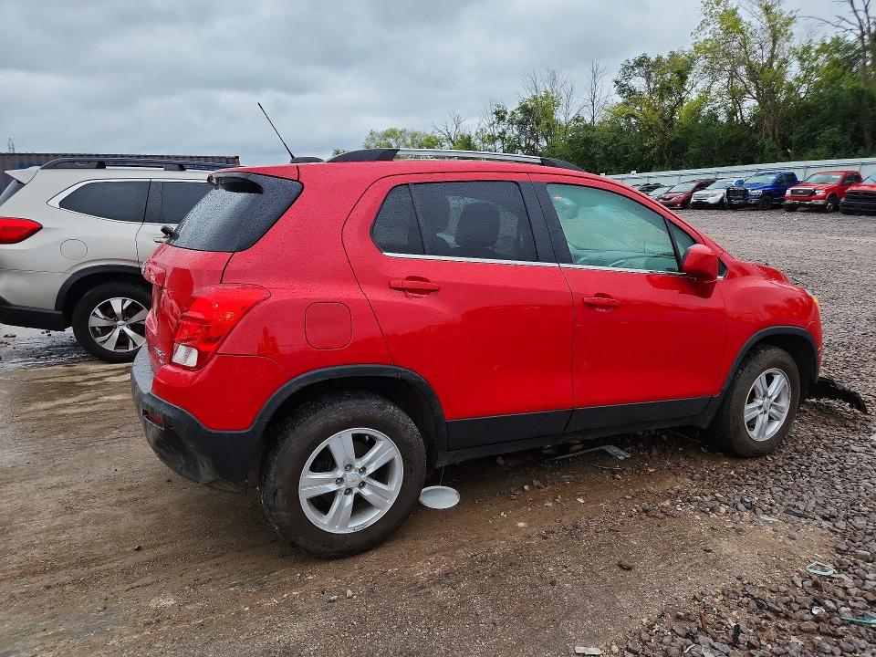 Photo 3 from auction – 2015 CHEVROLET TRAX with VIN KL7CJRSB2FB113777