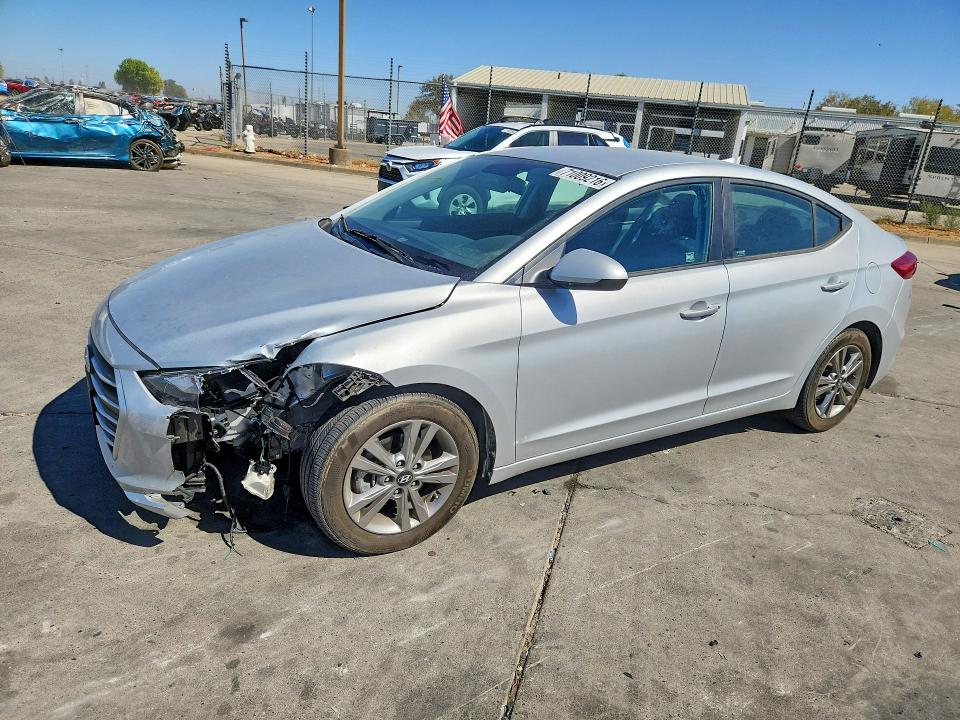 HYUNDAI ELANTRA 2018 с VIN KMHD84LF2JU708760 - Снимка от търг