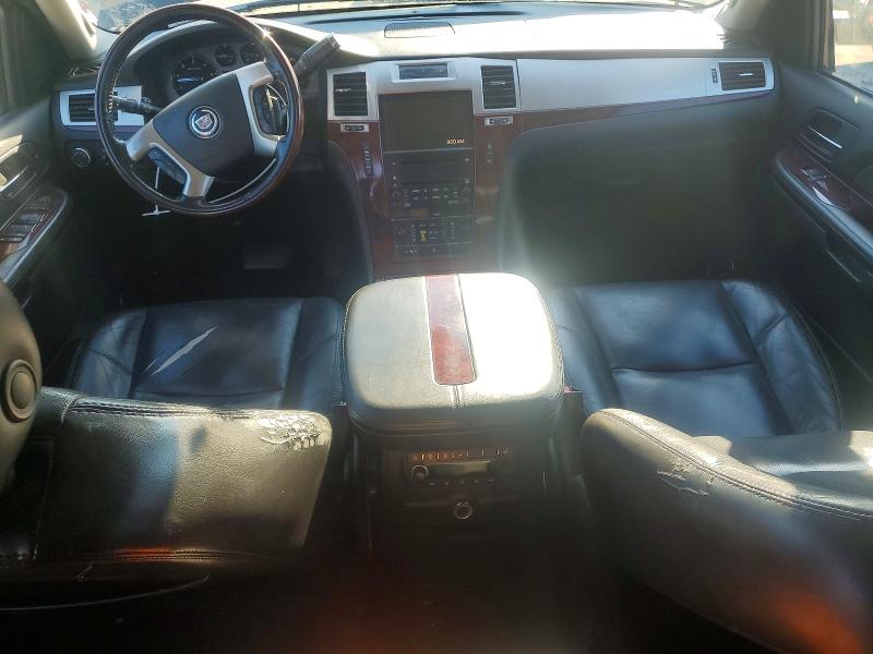 Photo 8 from auction – 2007 CADILLAC ESCALADE with VIN 1GYFK63827R357947