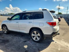 Photo 2 from auction – 2013 TOYOTA HIGHLANDER with VIN 5TDYK3EH8DS103070