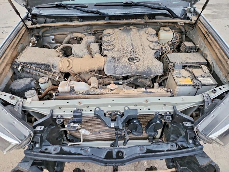 Photo 12 from auction – 2022 TOYOTA 4RUNNER with VIN JTERU5JR2N6017842