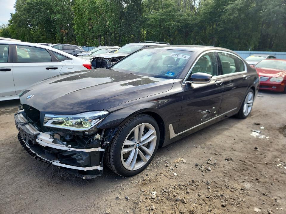 BMW 750 2017 con VIN WBA7F2C51HG422035 - Foto de la subasta