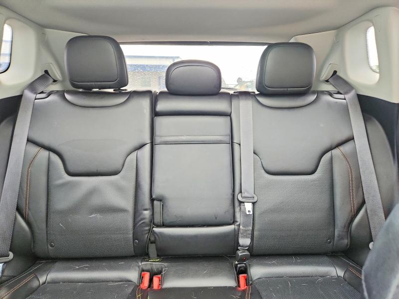 Фото 10 с аукциона – 2017 JEEP COMPASS с VIN 3C4NJDCB3HT681714