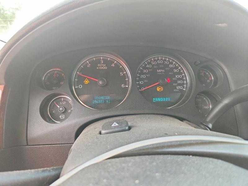 Photo 9 from auction – 2007 CHEVROLET TAHOE with VIN 1GNFK13017J347239