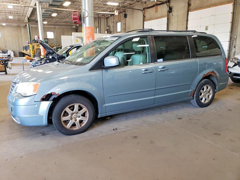 2008 CHRYSLER TOWN & COUNTRY - Търг №69290876