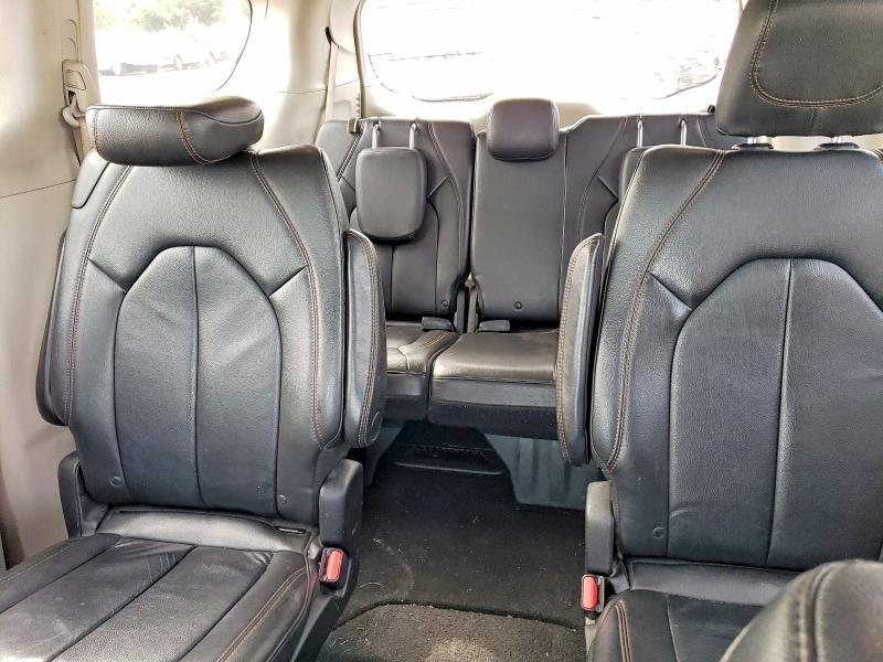 Photo 10 from auction – 2017 CHRYSLER PACIFICA with VIN 2C4RC1BG7HR524150