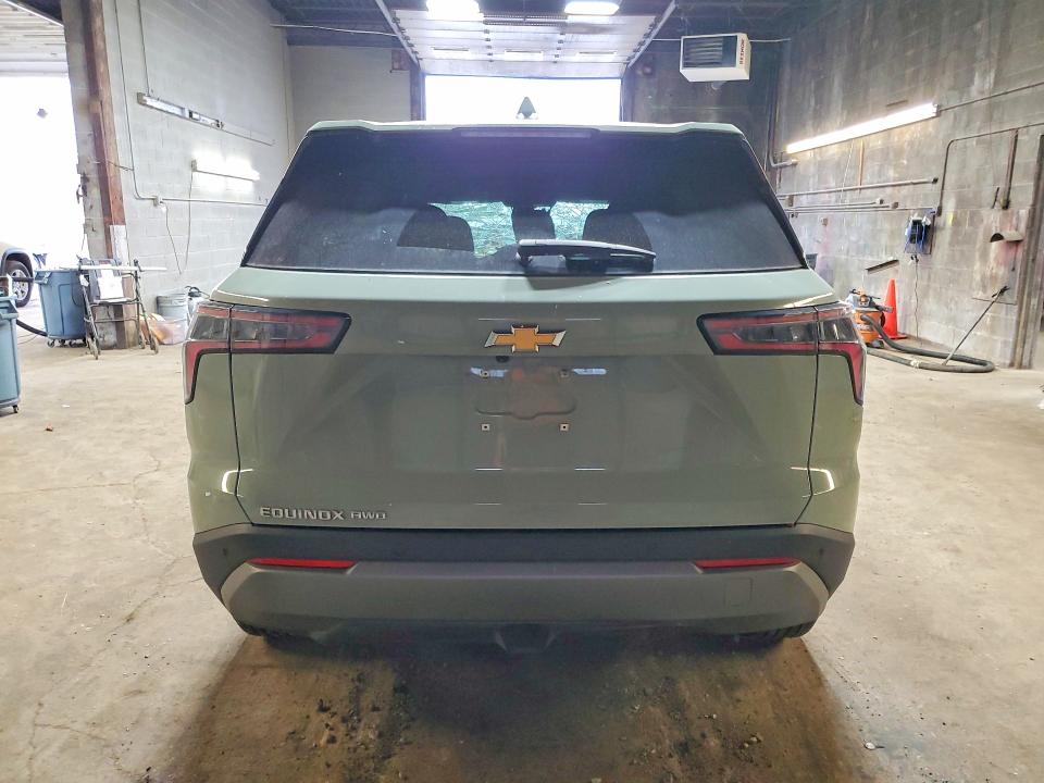 Photo 6 from auction – 2025 CHEVROLET EQUINOX with VIN 3GNAXPEG1SL181573