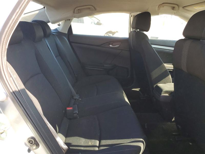 Photo 10 from auction – 2018 HONDA CIVIC with VIN 2HGFC2F55JH572339