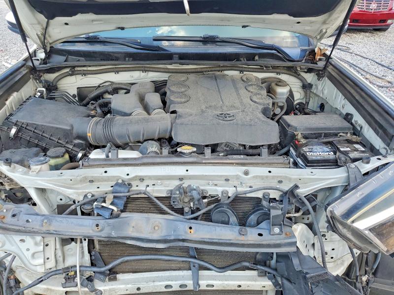 Photo 12 from auction – 2016 TOYOTA 4RUNNER with VIN JTEZU5JR4G5122407
