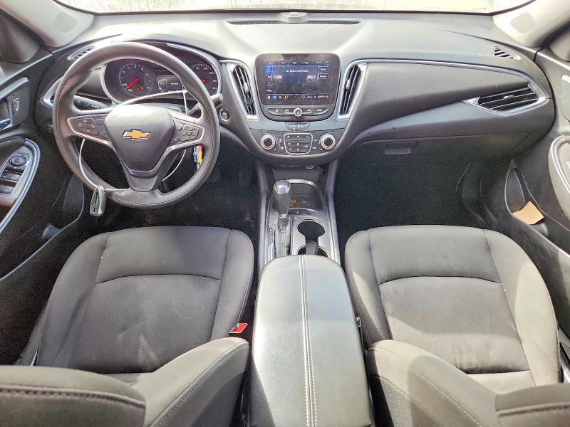 Photo 8 from auction – 2020 CHEVROLET MALIBU with VIN 1G1ZD5ST7LF031983