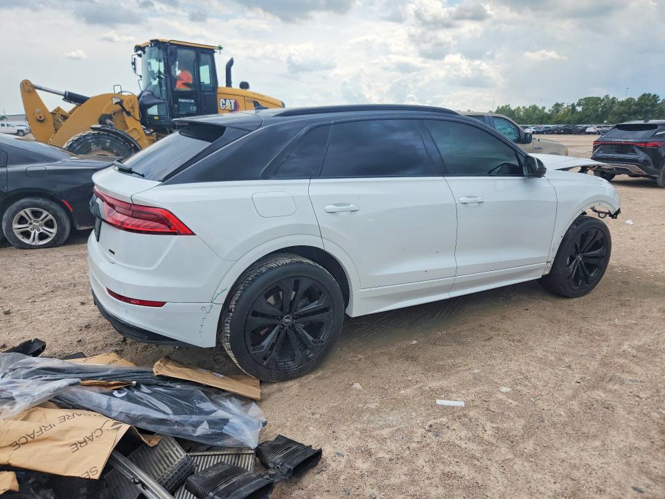 Photo 3 from auction – 2019 AUDI Q8 with VIN WA1CVAF19KD043696
