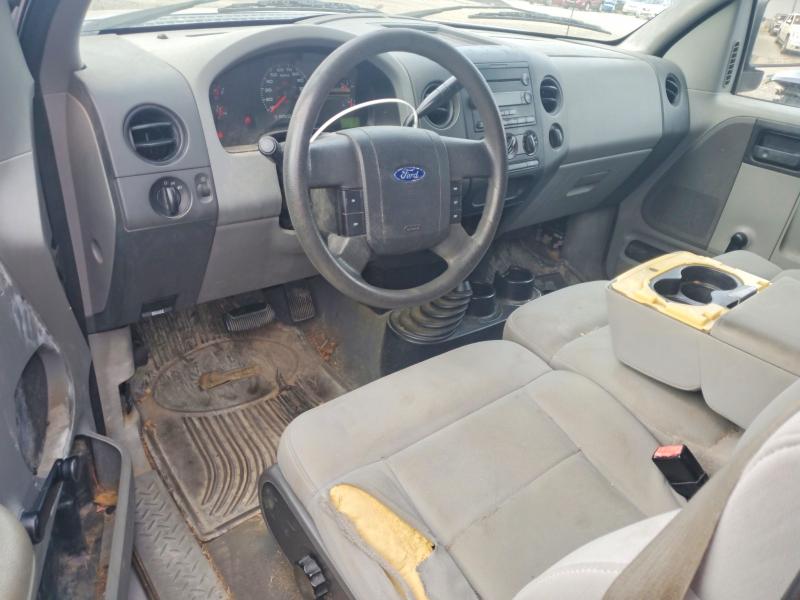 Photo 8 from auction – 2004 FORD F150 with VIN 1FTRX14W64NC12952