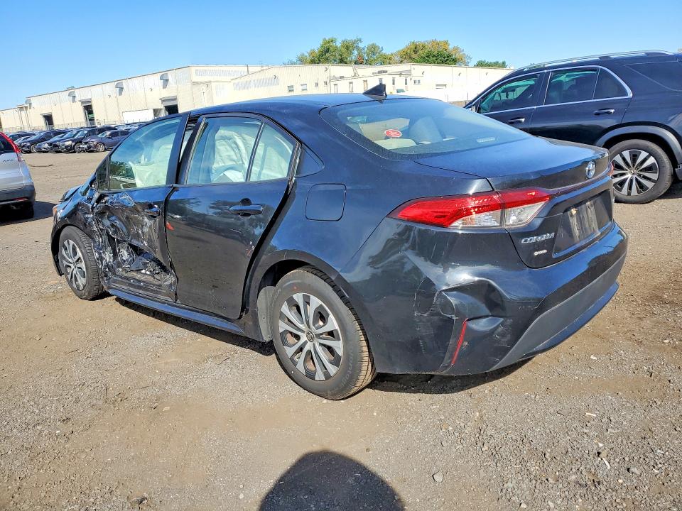Photo 2 from auction – 2020 TOYOTA COROLLA with VIN JTDEBRBE8LJ013011