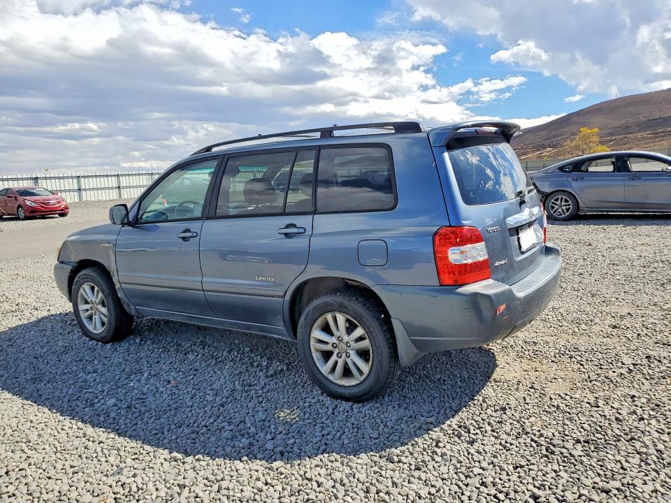 Photo 2 from auction – 2006 TOYOTA HIGHLANDER with VIN JTEEW21A160025338