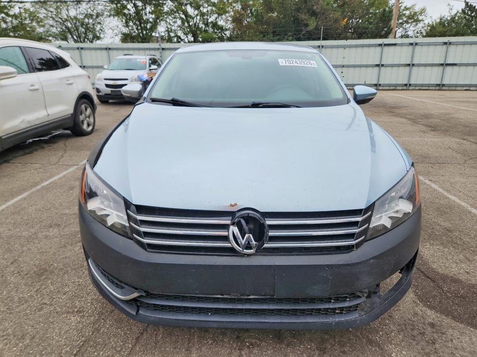 Photo 5 from auction – 2012 VOLKSWAGEN PASSAT with VIN 1VWAP7A3XCC041821