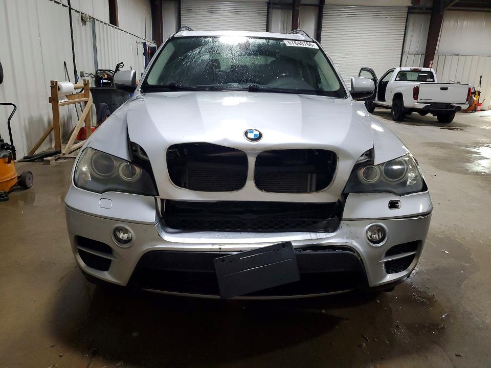 Foto 5 de la subasta – 2011 BMW X5 con VIN 5UXZV4C54BL739590