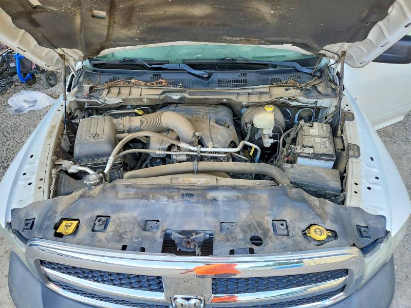 Снимка 11 от търг – 2015 RAM 1500 с VIN 3C6JR6DT0FG531230
