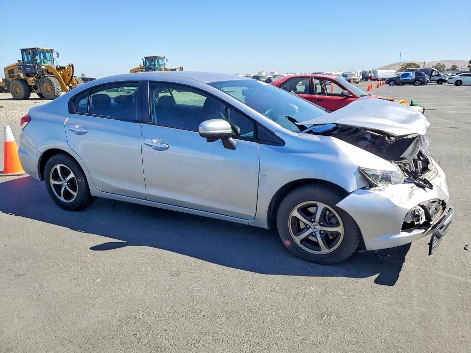 Снимка 4 от търг – 2015 HONDA CIVIC с VIN 19XFB2F72FE082110