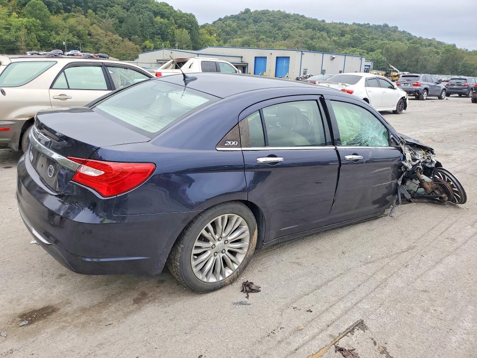 Фото 3 с аукциона – 2012 CHRYSLER 200 с VIN 1C3CCBCB8CN183480