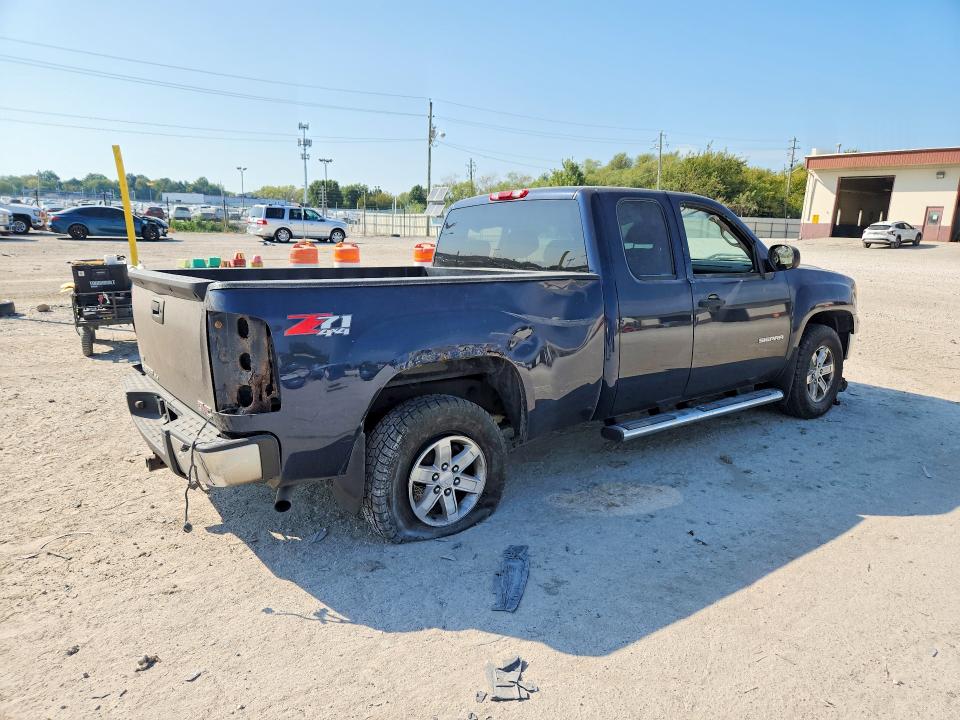 صورة رقم 3 من المزاد - 2011 GMC SIERRA مع VIN 1GTR2VE37BZ196583