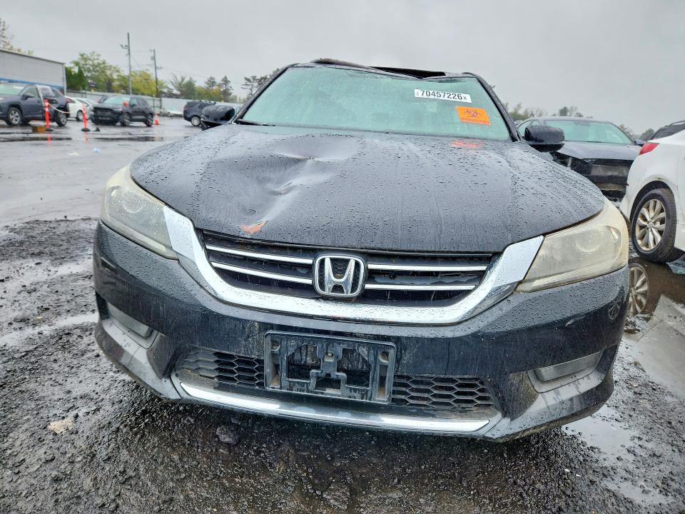 Photo 5 from auction – 2015 HONDA ACCORD with VIN 1HGCR2F78FA195952