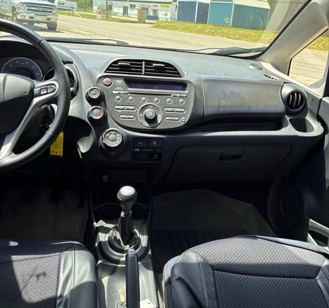 Photo 8 from auction – 2013 HONDA FIT with VIN JHMGE8G51DC060792