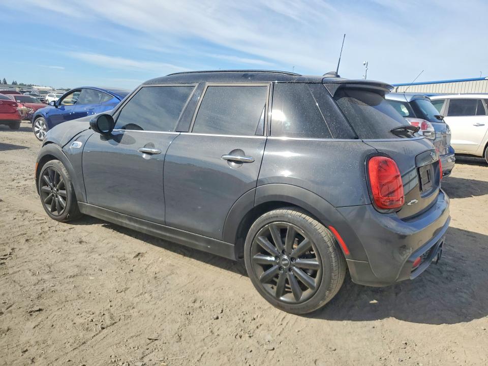Photo 2 from auction – 2019 MINI COOPER with VIN WMWXU3C56K2H55026