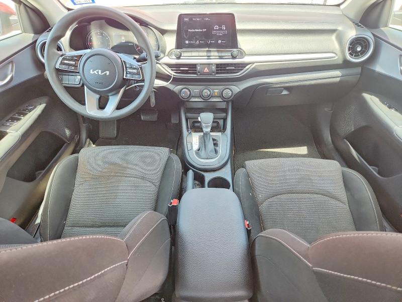 Снимка 8 от търг – 2024 KIA FORTE с VIN 3KPF24AD8RE831750