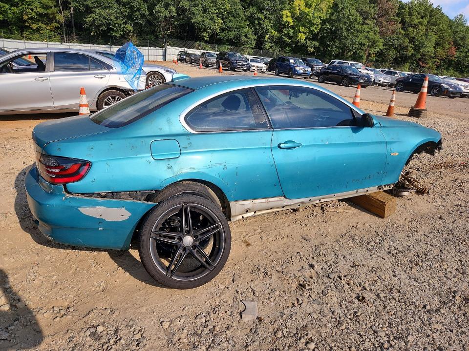 Photo 3 from auction – 2007 BMW 328 with VIN WBAWB33577PV72517