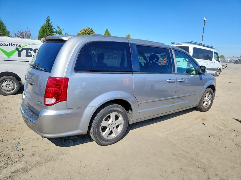 Снимка 3 от търг – 2013 DODGE GRAND CARAVAN с VIN 2C4RDGCG2DR654183