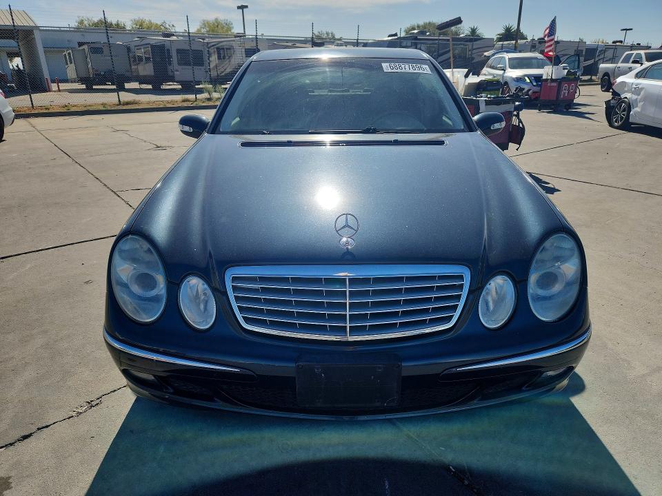 Photo 5 from auction – 2005 MERCEDES-BENZ E with VIN WDBUF65J95A668416