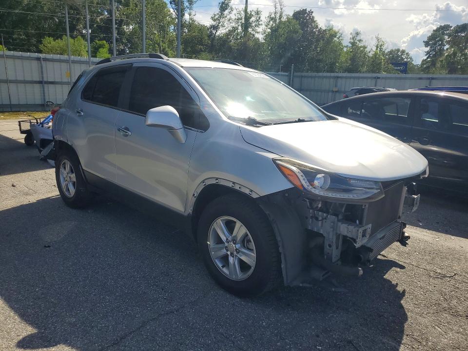 Photo 4 from auction – 2017 CHEVROLET TRAX with VIN 3GNCJLSB9HL158658