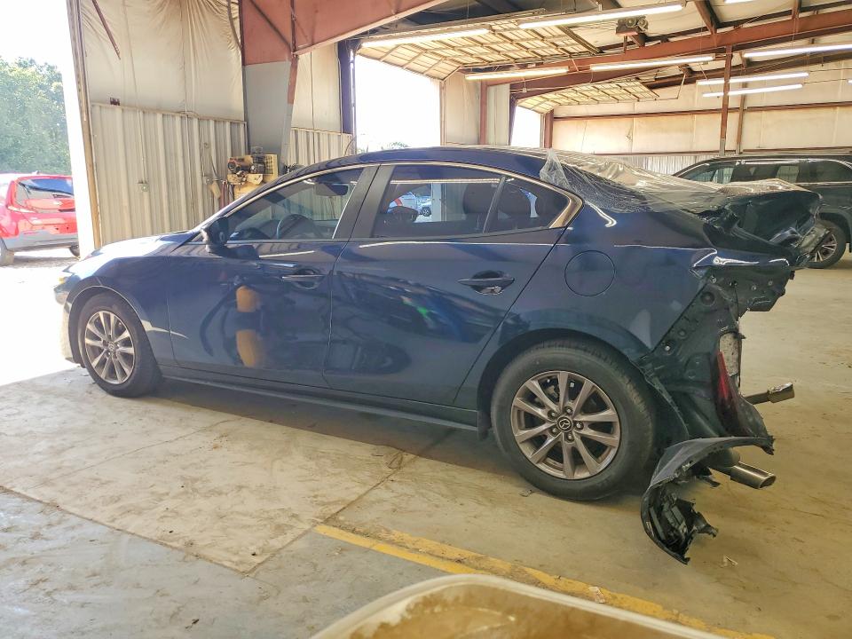Photo 2 from auction – 2022 MAZDA 3 with VIN JM1BPAAL4N1507858