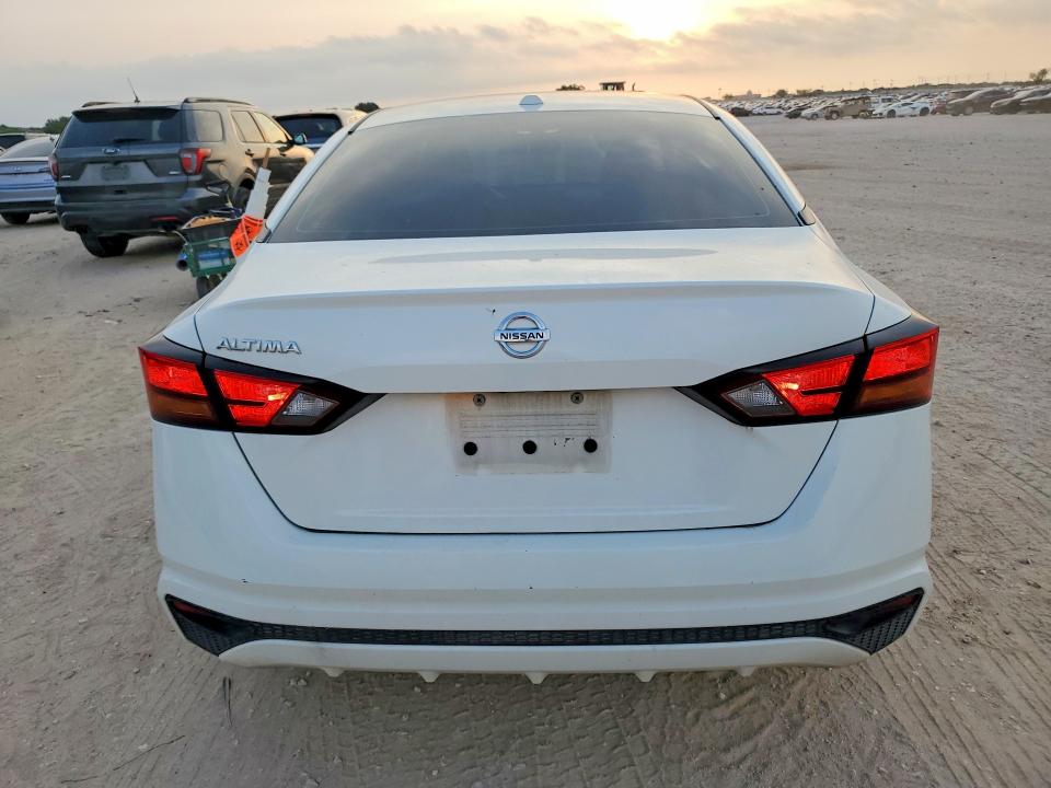 Photo 6 from auction – 2019 NISSAN ALTIMA with VIN 1N4BL4BV7KN322873