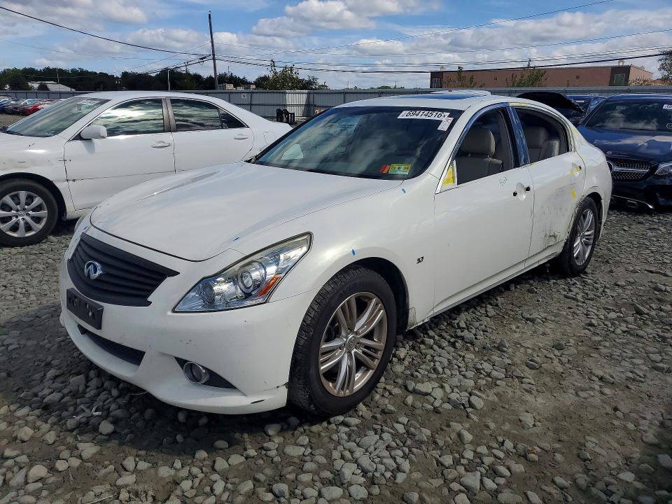 INFINITI Q40 2015 с VIN JN1CV6AP2FM500453 - Снимка от търг
