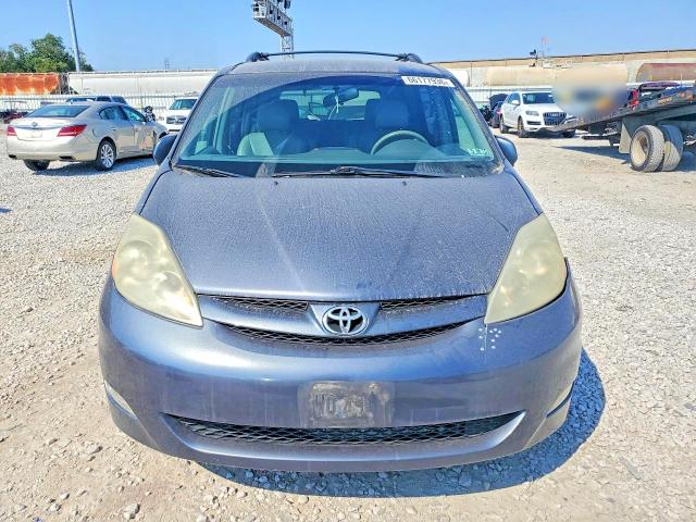 Photo 5 from auction – 2006 TOYOTA SIENNA with VIN 5TDBA22C16S064787