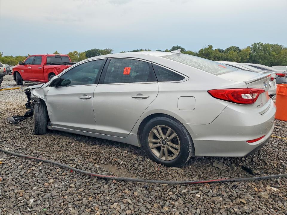 Photo 2 from auction – 2016 HYUNDAI SONATA with VIN 5NPE24AF2GH266157