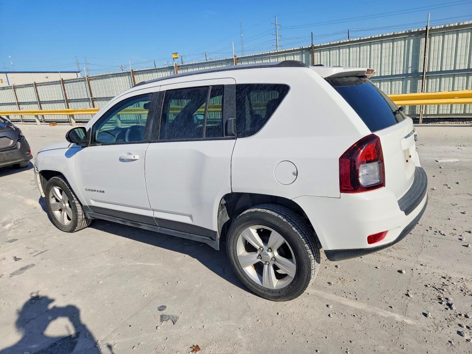 Снимка 2 от търг – 2016 JEEP COMPASS с VIN 1C4NJCBA9GD734228