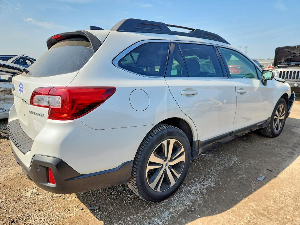 Photo 3 from auction – 2019 SUBARU OUTBACK with VIN 4S4BSANC3K3313262