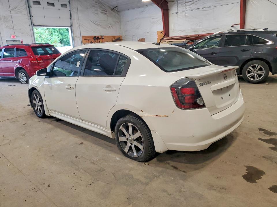 Zdjęcie 2 z aukcji – 2012 NISSAN SENTRA z VIN 3N1AB6AP1CL771834
