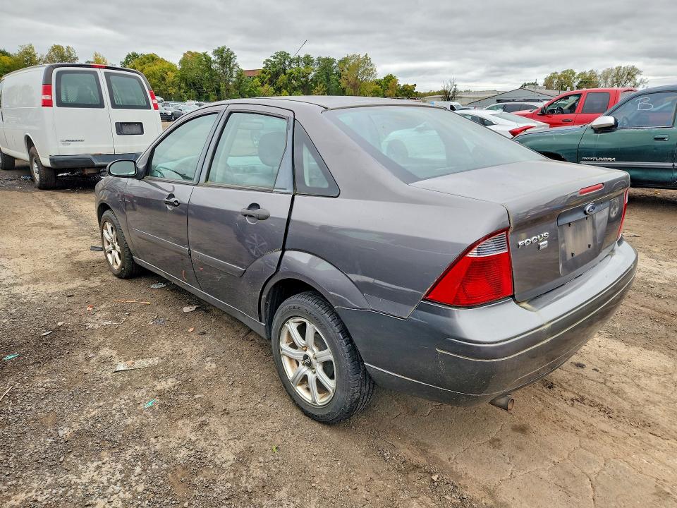Снимка 2 от търг – 2007 FORD FOCUS с VIN 1FAHP34N77W186901