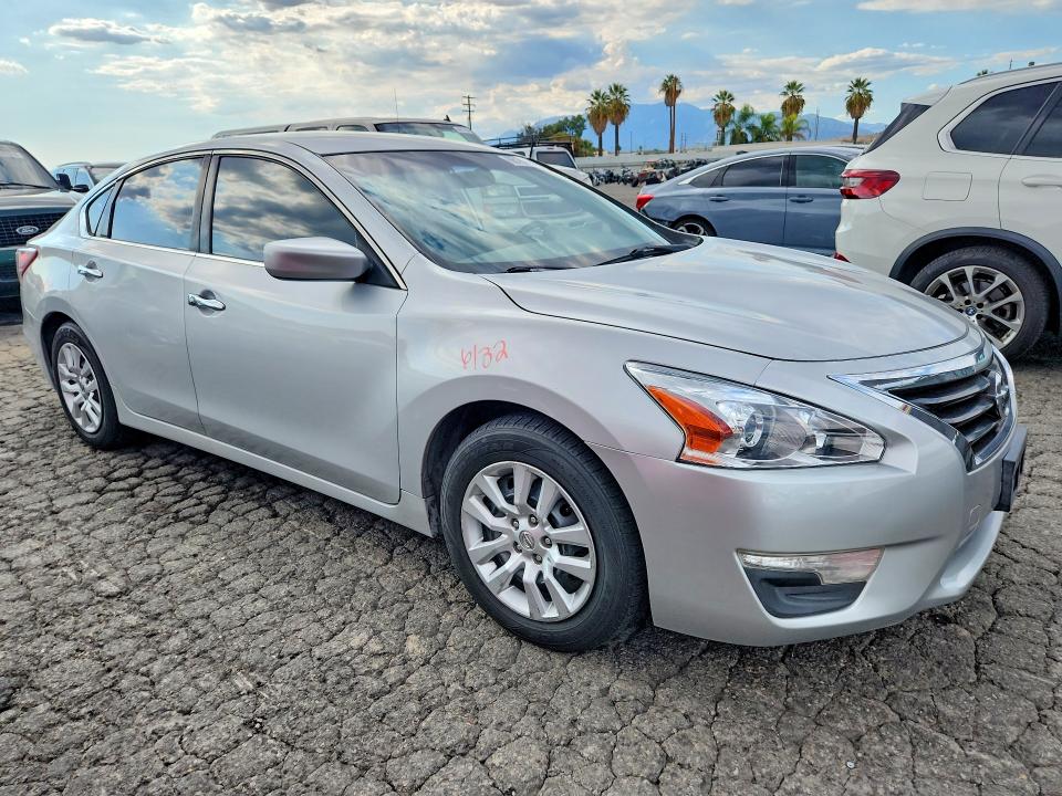 Photo 4 from auction – 2013 NISSAN ALTIMA with VIN 1N4AL3AP3DN555449