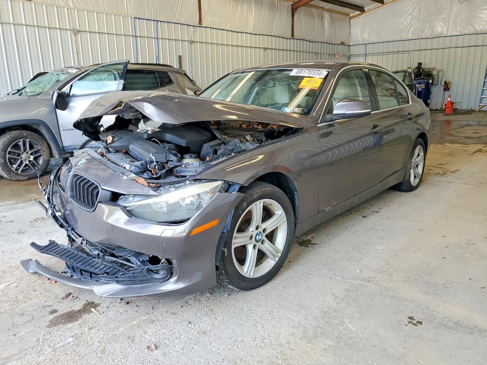 Zdjęcie 1 z aukcji – 2015 BMW 328 z VIN WBA3B5G53FNS11692