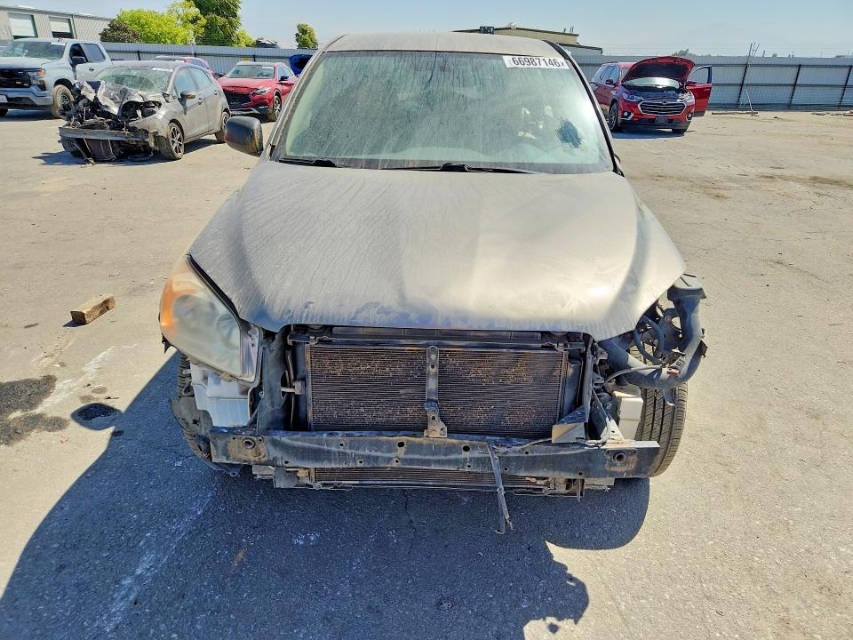 Photo 5 from auction – 2010 TOYOTA RAV4 with VIN 2T3BF4DV7AW074968