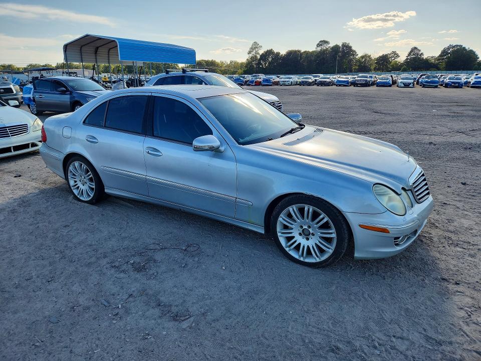 Photo 4 from auction – 2007 MERCEDES-BENZ E with VIN WDBUF56XX7B153855