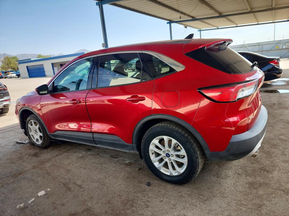 Photo 2 from auction – 2020 FORD ESCAPE with VIN 1FMCU9G68LUA35121