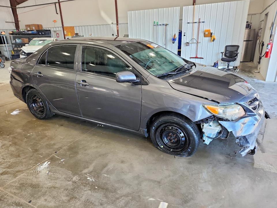 Photo 4 from auction – 2013 TOYOTA COROLLA with VIN 2T1BU4EE5DC954408