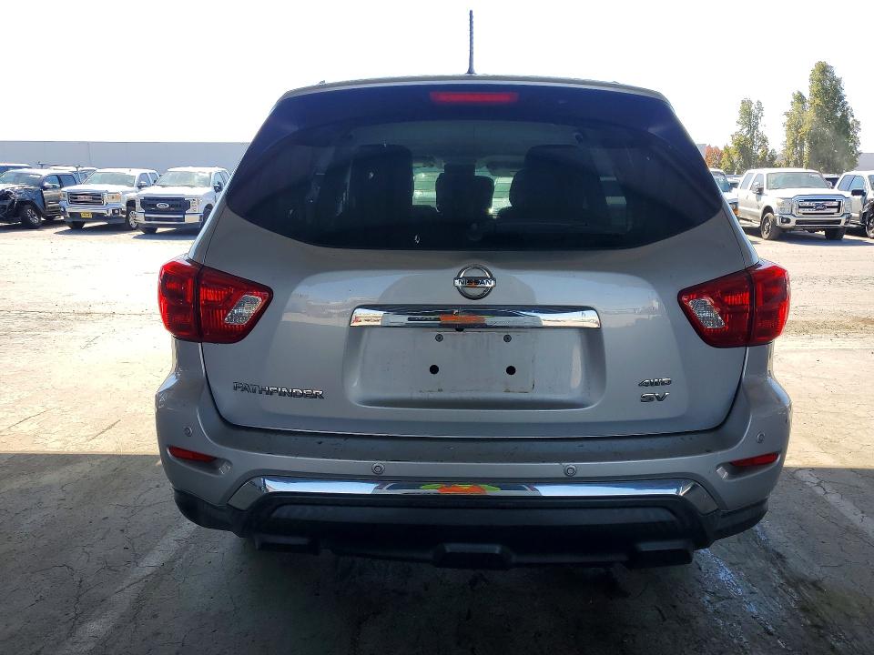 Photo 6 from auction – 2017 NISSAN PATHFINDER with VIN 5N1DR2MM4HC618220