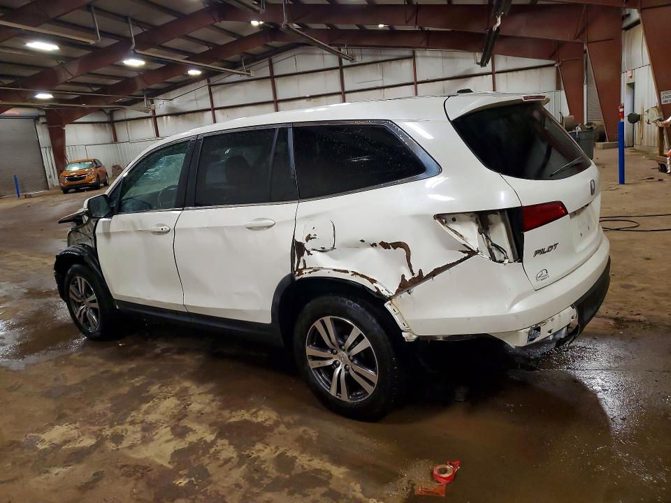 Photo 2 from auction – 2016 HONDA PILOT with VIN 5FNYF6H52GB013431
