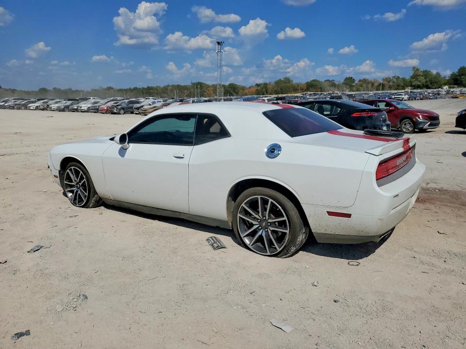 Photo 2 from auction – 2014 DODGE CHALLENGER with VIN 2C3CDYAG5EH111954